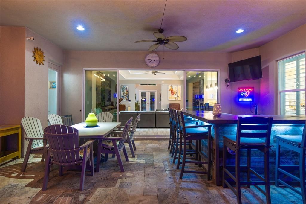 For Sale: $1,100,000 (4 beds, 4 baths, 3751 Square Feet)