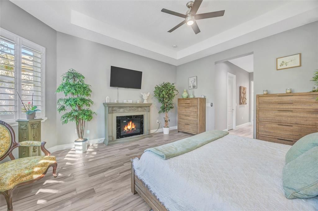 For Sale: $1,100,000 (4 beds, 4 baths, 3751 Square Feet)