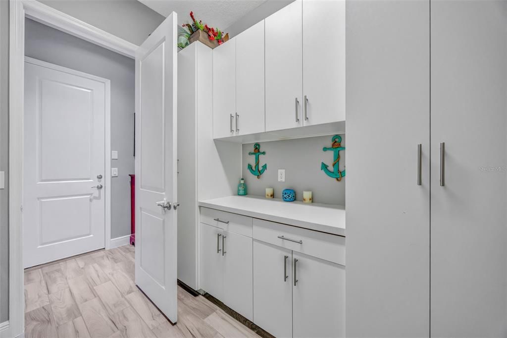 For Sale: $1,100,000 (4 beds, 4 baths, 3751 Square Feet)