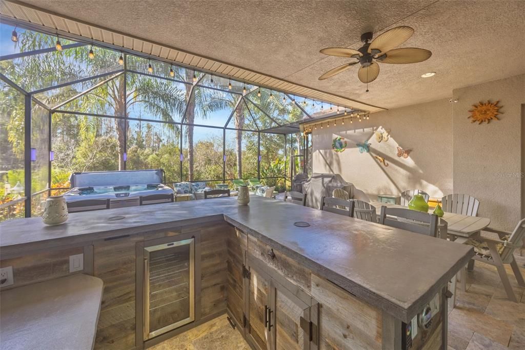 For Sale: $1,100,000 (4 beds, 4 baths, 3751 Square Feet)