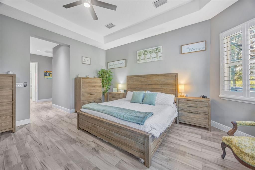 For Sale: $1,100,000 (4 beds, 4 baths, 3751 Square Feet)