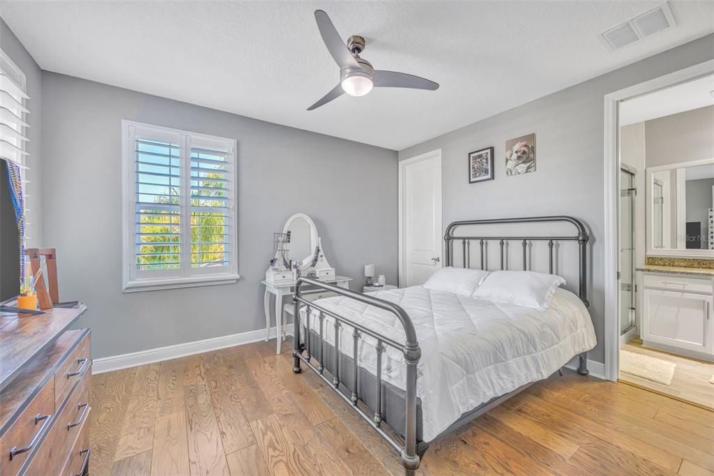 For Sale: $1,100,000 (4 beds, 4 baths, 3751 Square Feet)