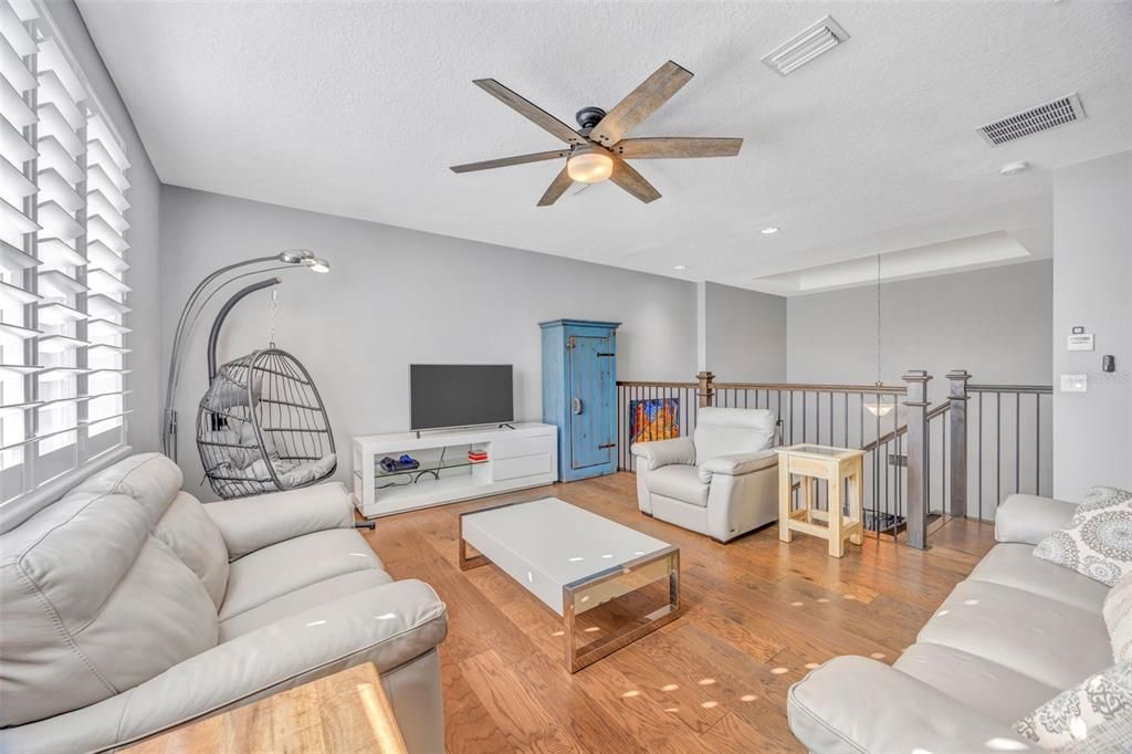 For Sale: $1,100,000 (4 beds, 4 baths, 3751 Square Feet)