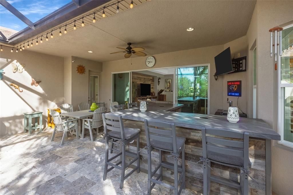 For Sale: $1,100,000 (4 beds, 4 baths, 3751 Square Feet)