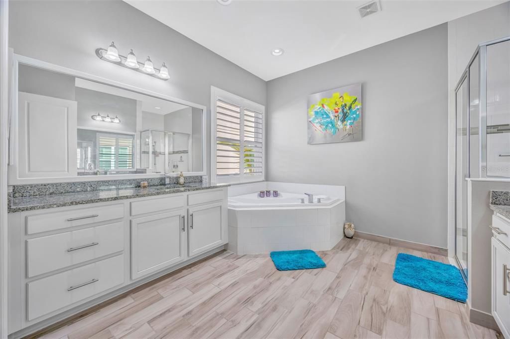 For Sale: $1,100,000 (4 beds, 4 baths, 3751 Square Feet)