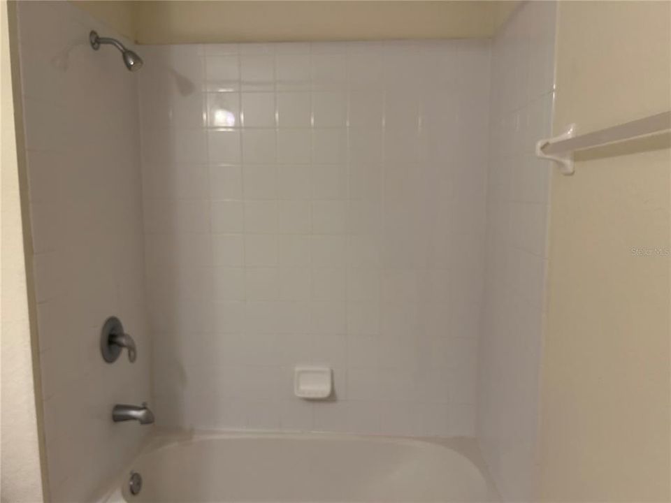 En Renta: $2,300 (3 camas, 2 baños, 1682 Pies cuadrados)