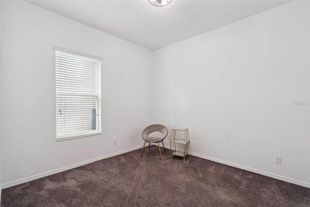 待售: $415,000 (4 贝兹, 3 浴室, 2039 平方英尺)