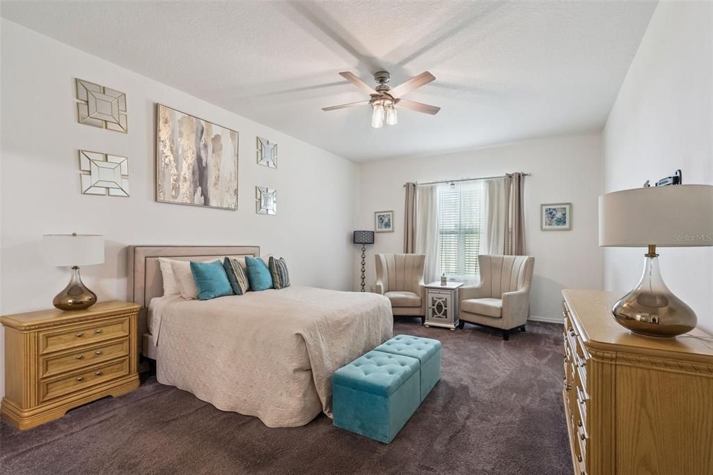 待售: $415,000 (4 贝兹, 3 浴室, 2039 平方英尺)