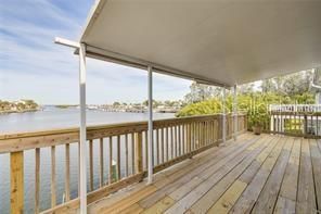 For Sale: $560,000 (2 beds, 2 baths, 1056 Square Feet)