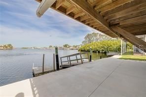 For Sale: $560,000 (2 beds, 2 baths, 1056 Square Feet)