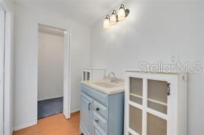 For Sale: $560,000 (2 beds, 2 baths, 1056 Square Feet)