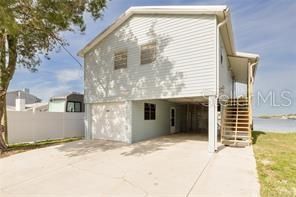 For Sale: $560,000 (2 beds, 2 baths, 1056 Square Feet)