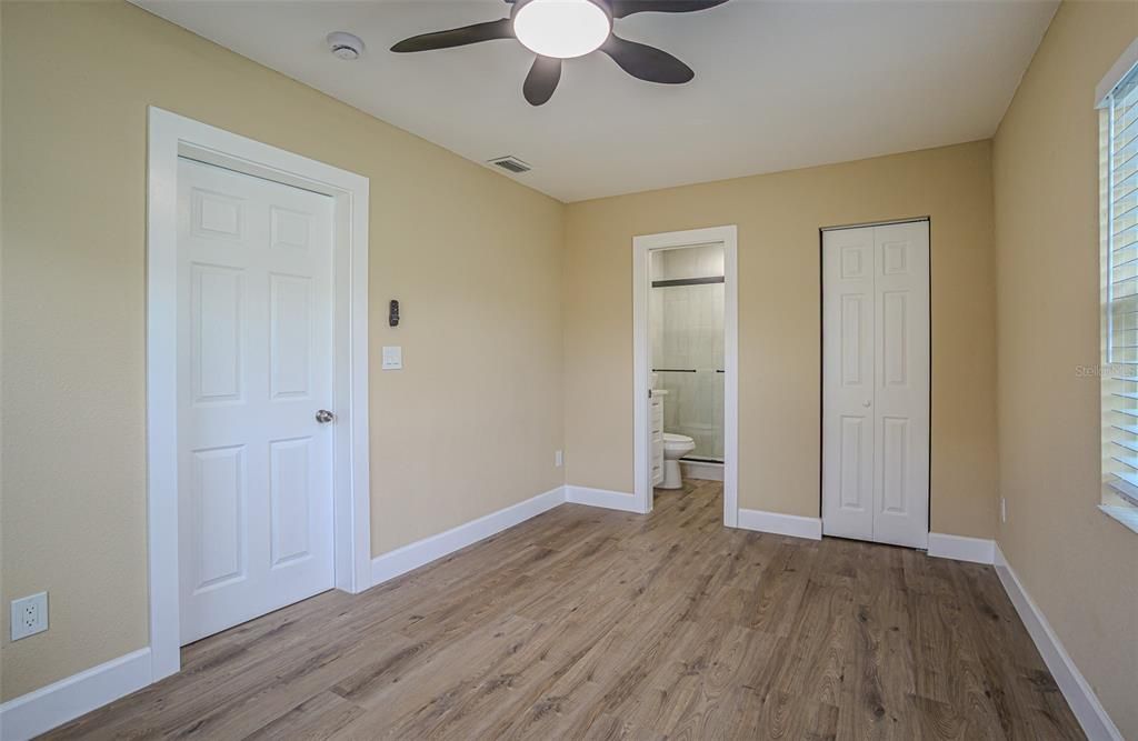 待售: $500,000 (3 贝兹, 2 浴室, 1246 平方英尺)