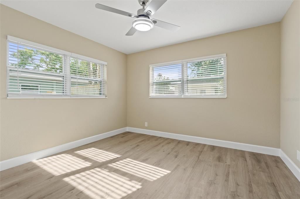 待售: $500,000 (3 贝兹, 2 浴室, 1246 平方英尺)