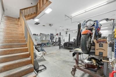 For Sale: $794,900 (4 beds, 3 baths, 2109 Square Feet)