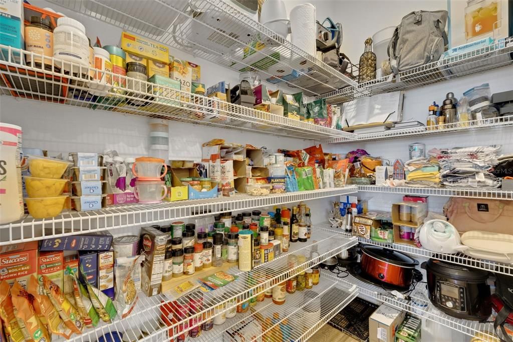 На продажу: $629,900 (4 спален, 3 ванн, 2713 Квадратных фут)