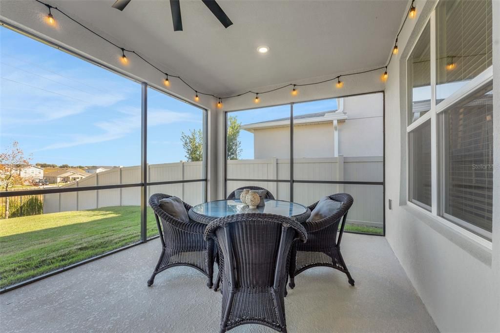 На продажу: $629,900 (4 спален, 3 ванн, 2713 Квадратных фут)