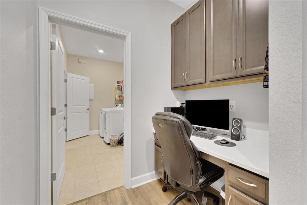 На продажу: $629,900 (4 спален, 3 ванн, 2713 Квадратных фут)