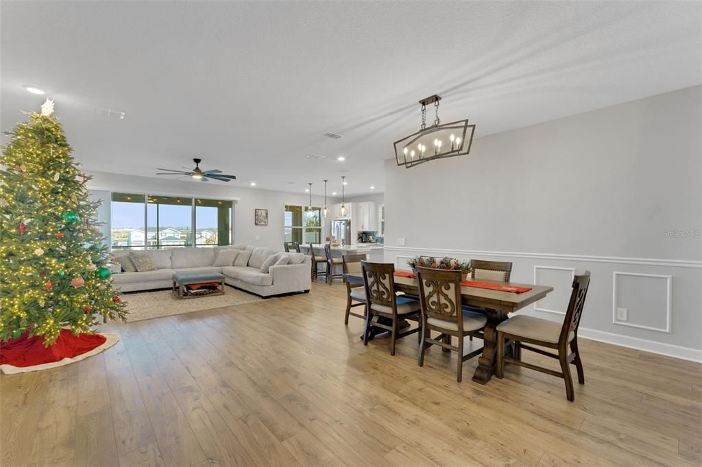 На продажу: $629,900 (4 спален, 3 ванн, 2713 Квадратных фут)