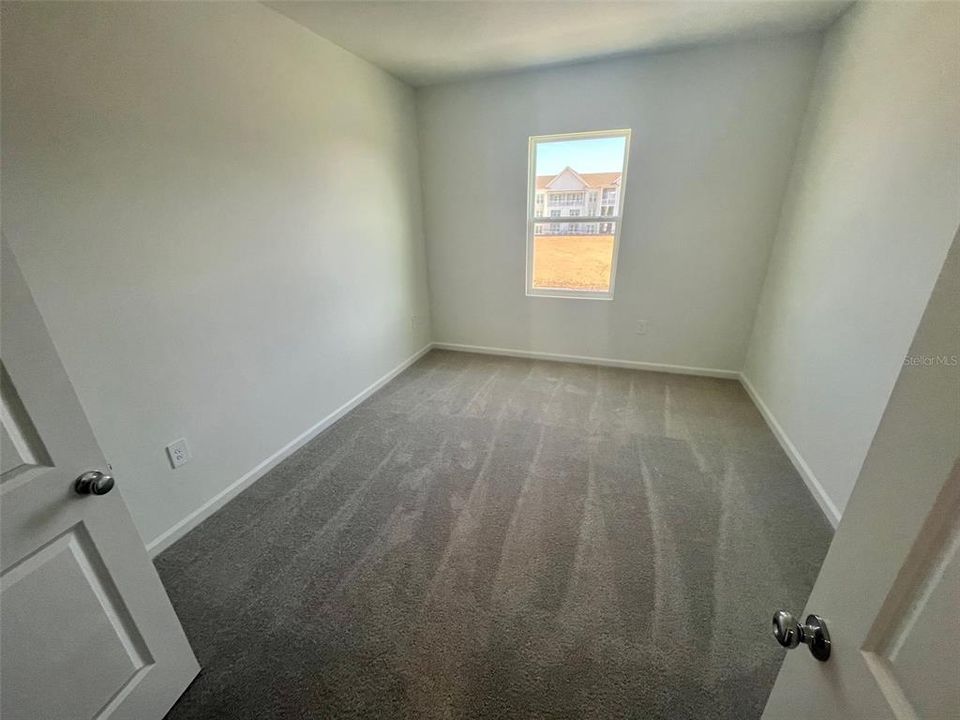 For Rent: $1,900 (3 beds, 2 baths, 1787 Square Feet)