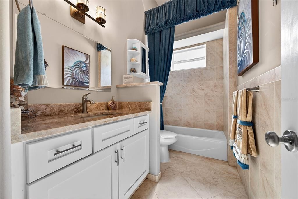 En Venta: $2,595,000 (5 camas, 4 baños, 3691 Pies cuadrados)