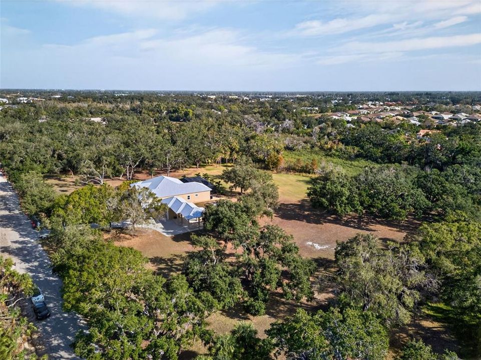 En Venta: $2,595,000 (5 camas, 4 baños, 3691 Pies cuadrados)