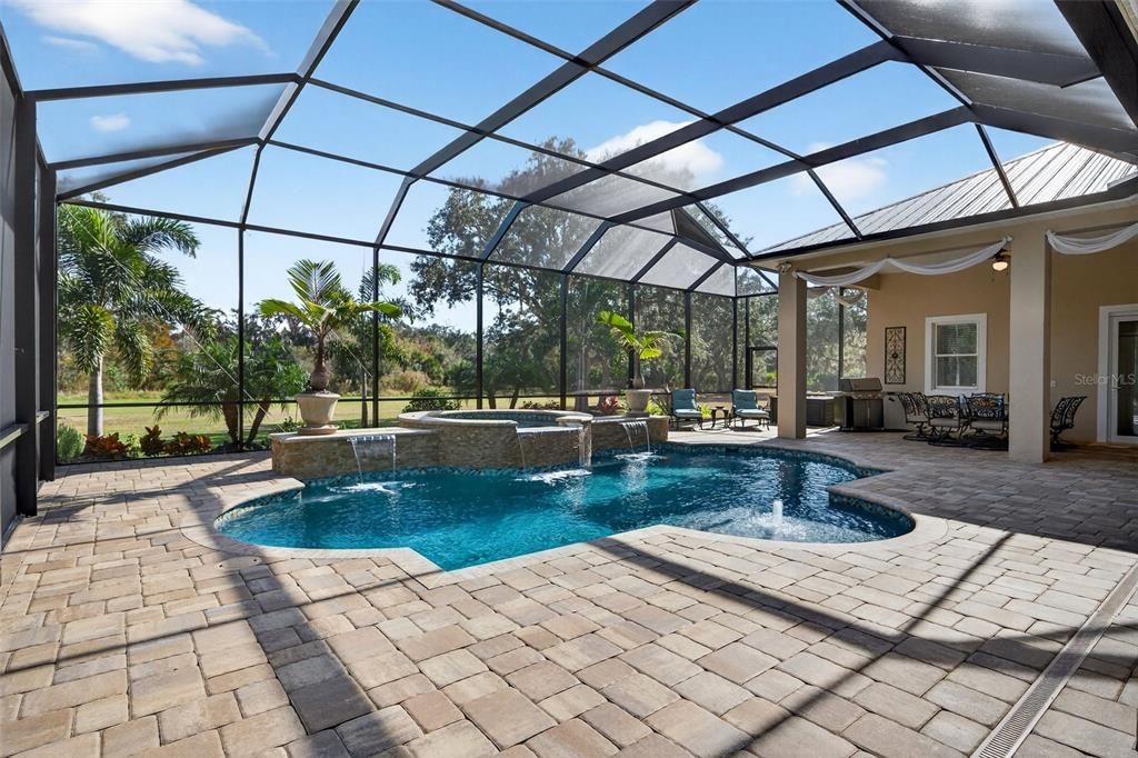 En Venta: $2,595,000 (5 camas, 4 baños, 3691 Pies cuadrados)