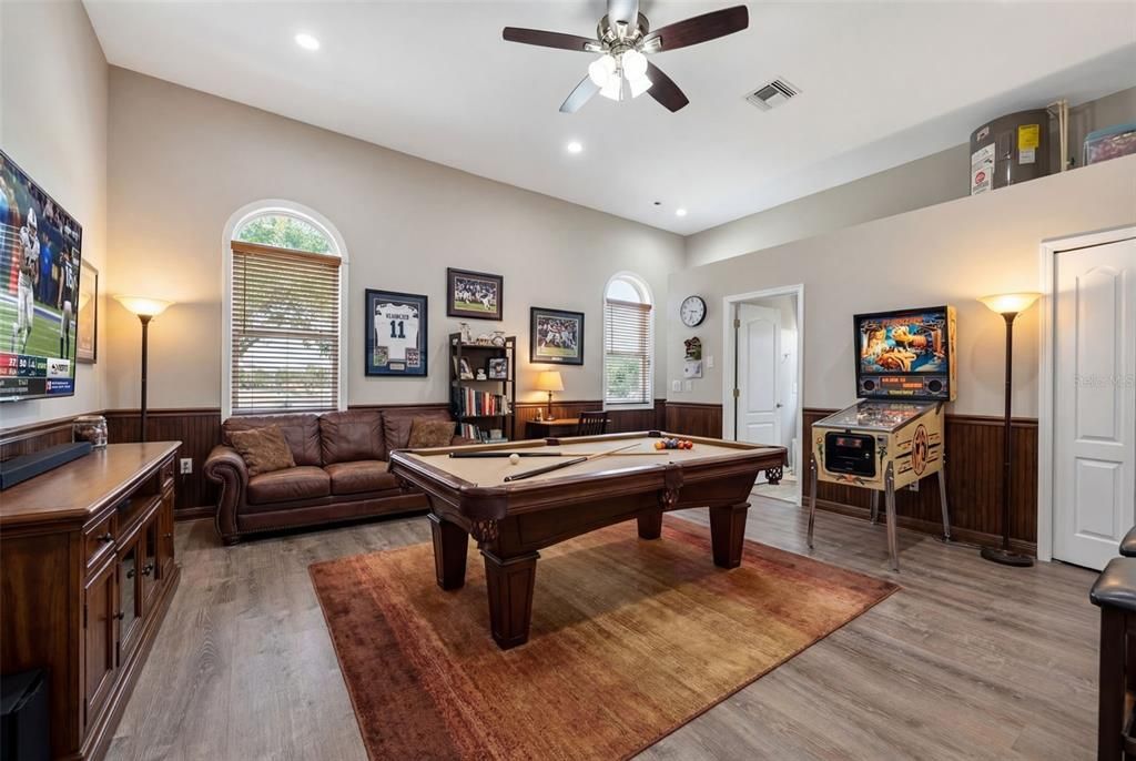 En Venta: $2,595,000 (5 camas, 4 baños, 3691 Pies cuadrados)