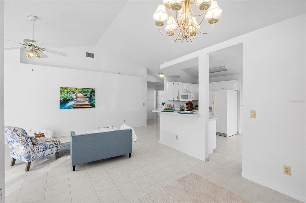 En Venta: $399,999 (3 camas, 2 baños, 1241 Pies cuadrados)