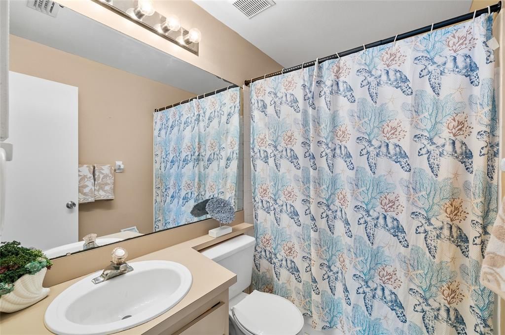 En Venta: $399,999 (3 camas, 2 baños, 1241 Pies cuadrados)