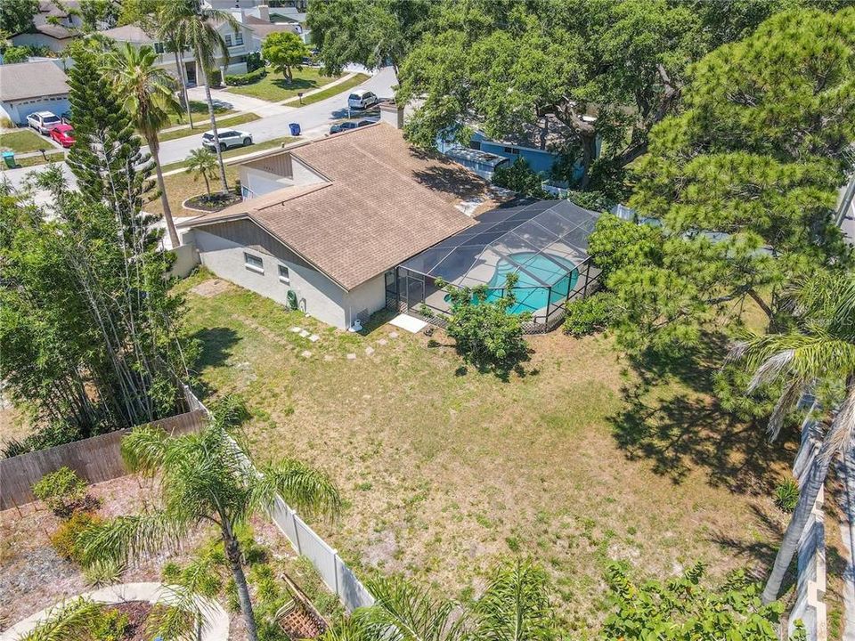 For Rent: $2,950 (3 beds, 2 baths, 1600 Square Feet)