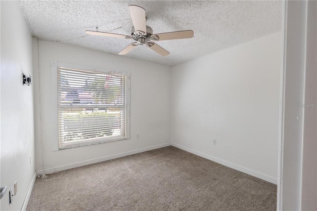 For Rent: $2,950 (3 beds, 2 baths, 1600 Square Feet)