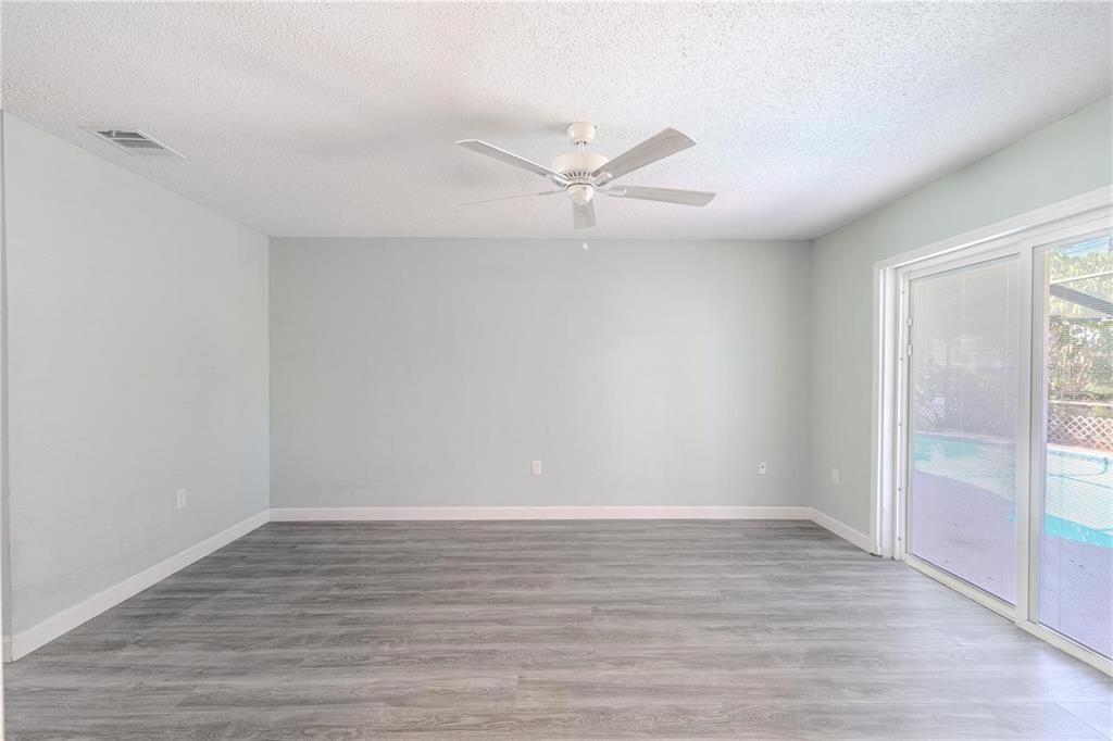 For Rent: $2,950 (3 beds, 2 baths, 1600 Square Feet)