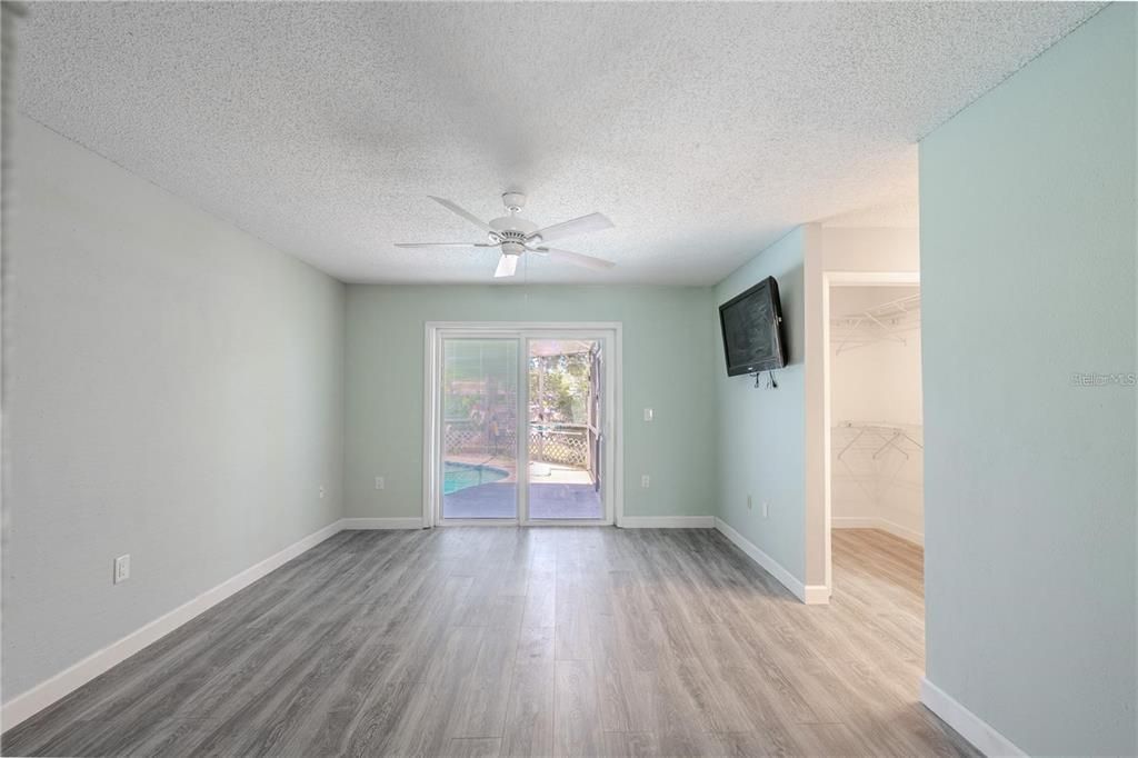 For Rent: $2,950 (3 beds, 2 baths, 1600 Square Feet)