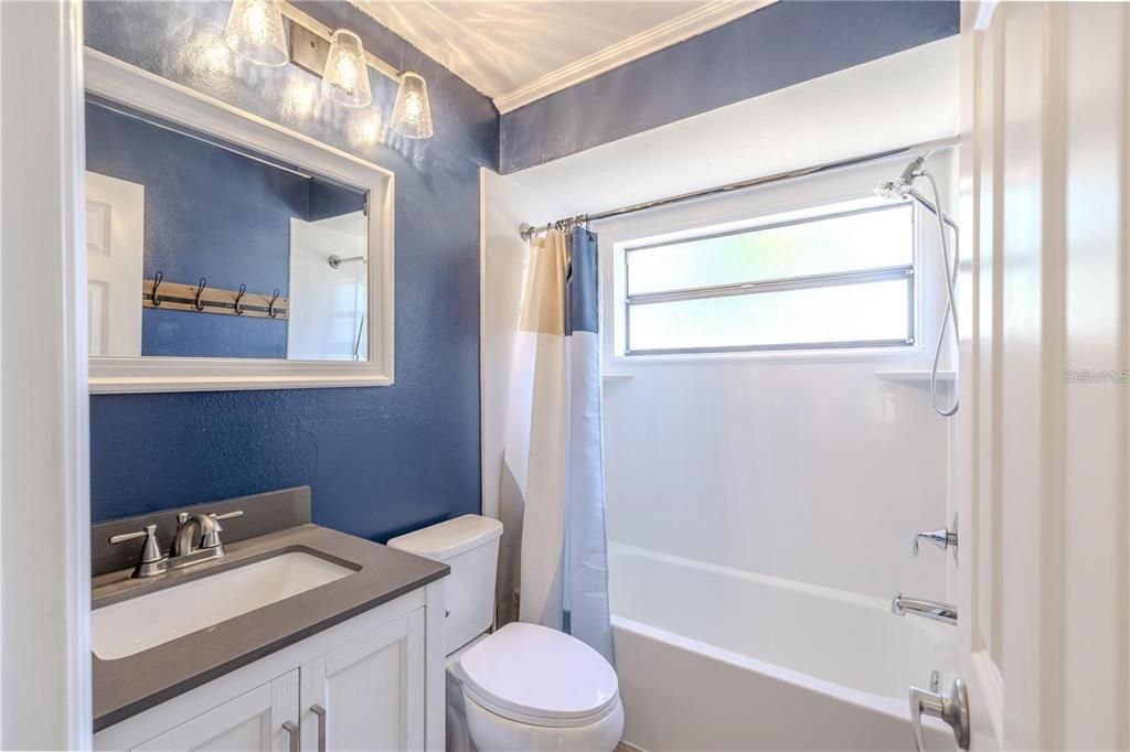 For Rent: $2,950 (3 beds, 2 baths, 1600 Square Feet)