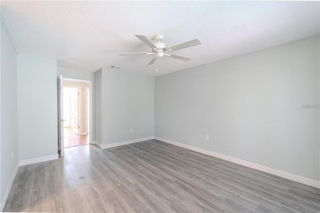 For Rent: $2,950 (3 beds, 2 baths, 1600 Square Feet)