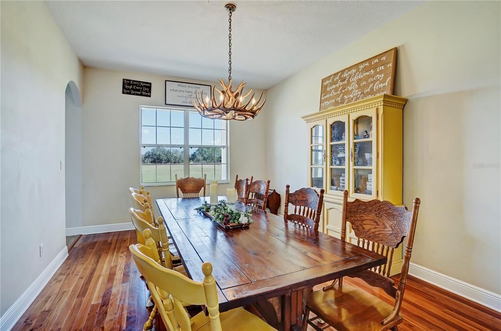 待售: $985,000 (5 贝兹, 3 浴室, 3337 平方英尺)