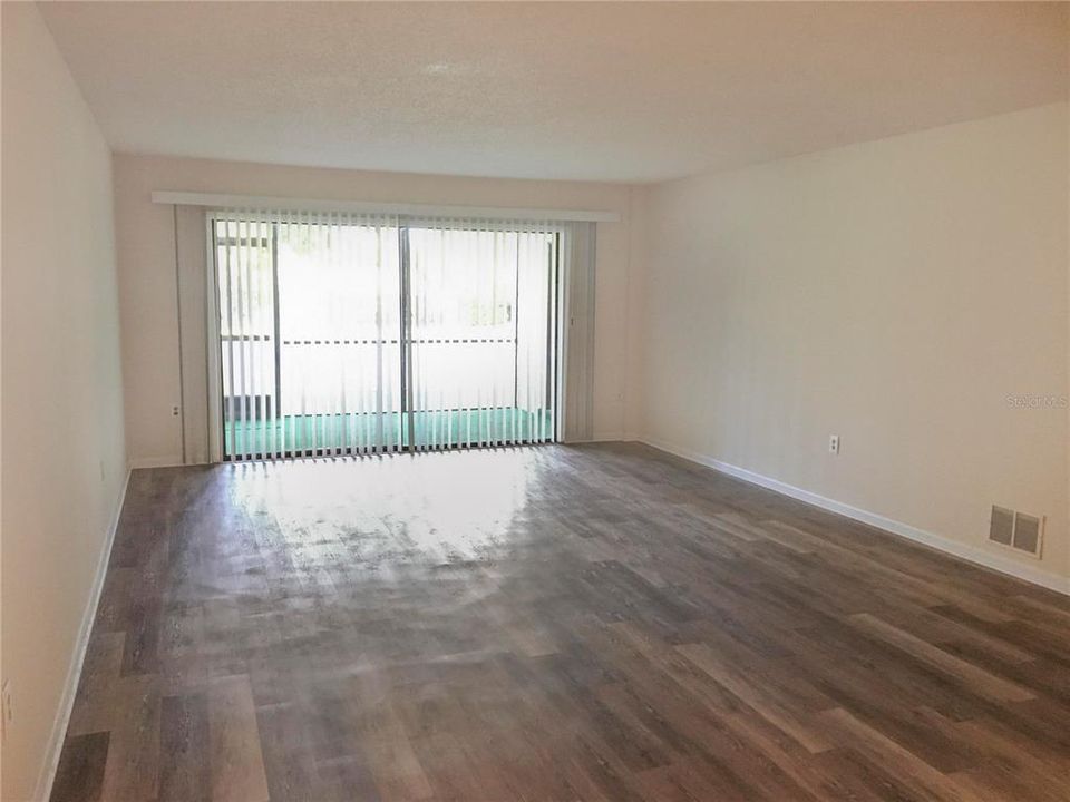 For Rent: $1,895 (3 beds, 2 baths, 1453 Square Feet)