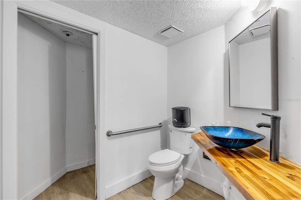 For Sale: $1,200,000 (0 beds, 0 baths, 1758 Square Feet)