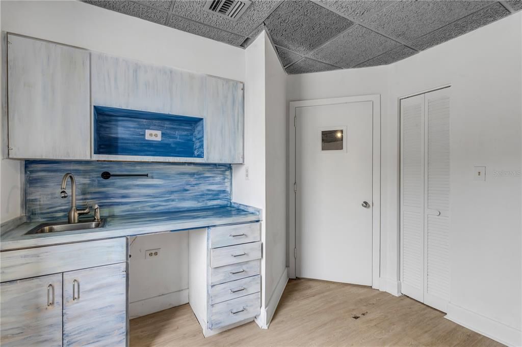 For Sale: $1,200,000 (0 beds, 0 baths, 1758 Square Feet)