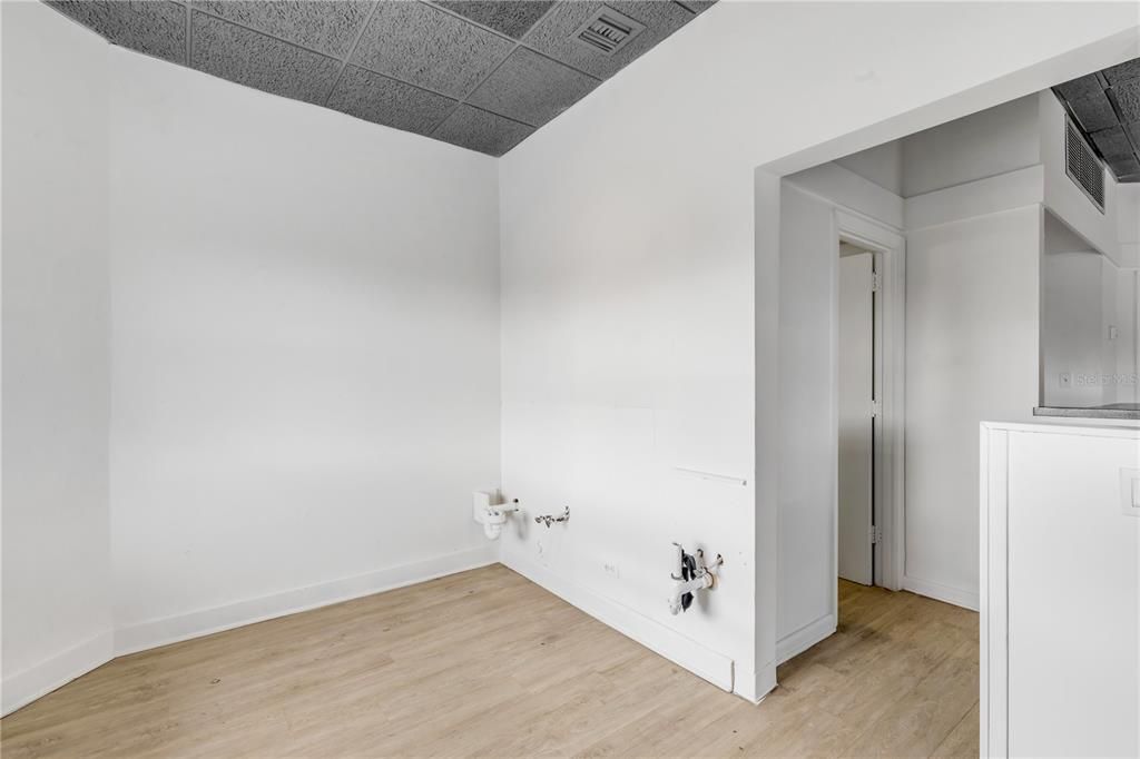 For Sale: $1,200,000 (0 beds, 0 baths, 1758 Square Feet)