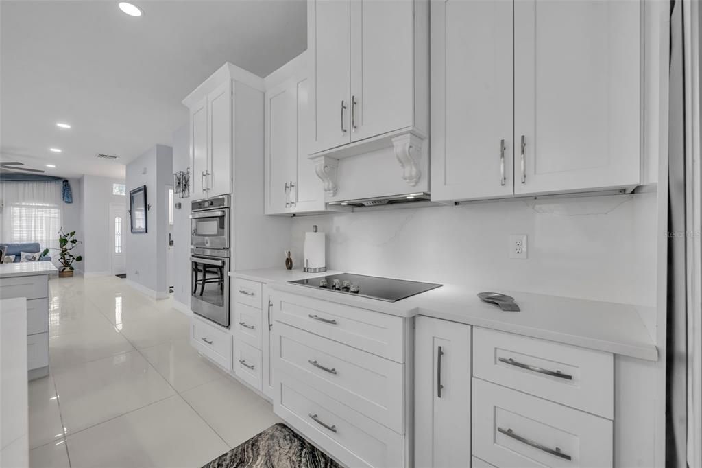 待售: $525,000 (4 贝兹, 2 浴室, 2052 平方英尺)