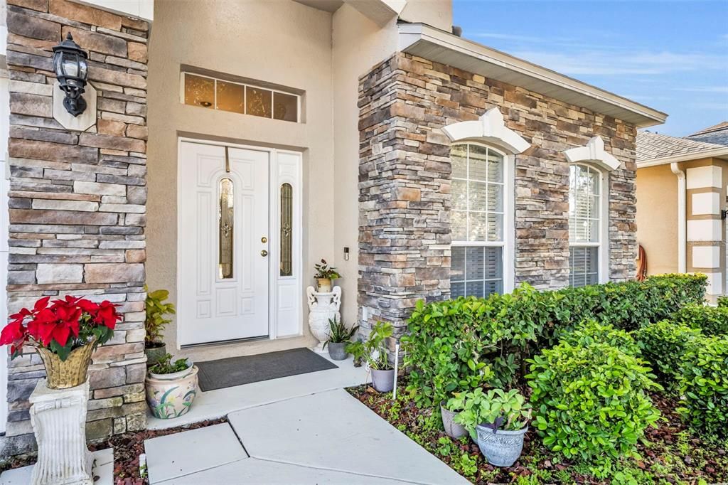 待售: $525,000 (4 贝兹, 2 浴室, 2052 平方英尺)