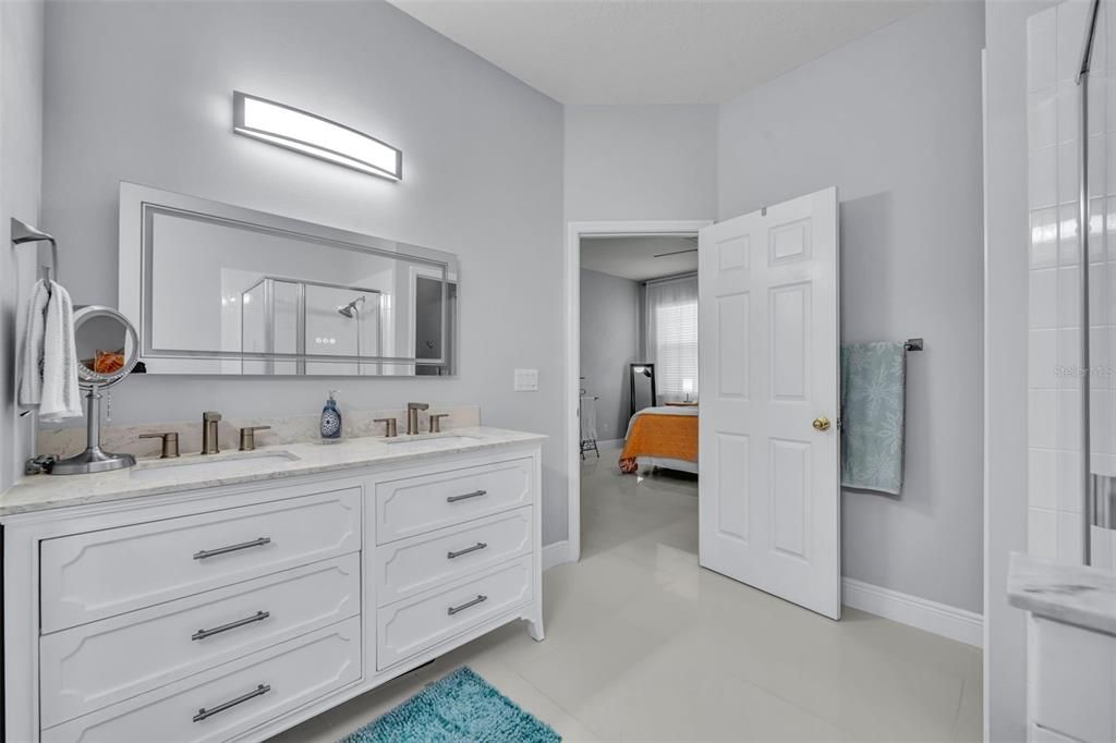 待售: $525,000 (4 贝兹, 2 浴室, 2052 平方英尺)