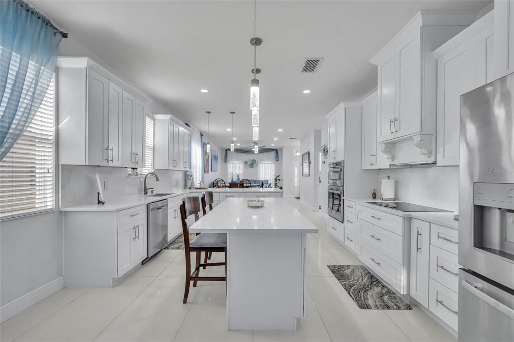 待售: $525,000 (4 贝兹, 2 浴室, 2052 平方英尺)