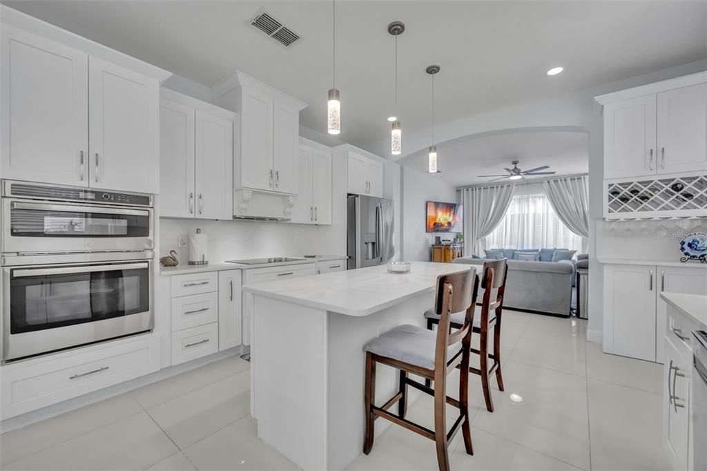 待售: $525,000 (4 贝兹, 2 浴室, 2052 平方英尺)