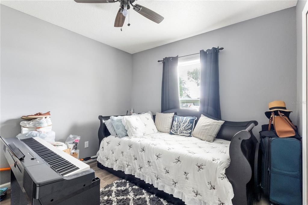 На продажу: $310,000 (3 спален, 2 ванн, 1176 Квадратных фут)