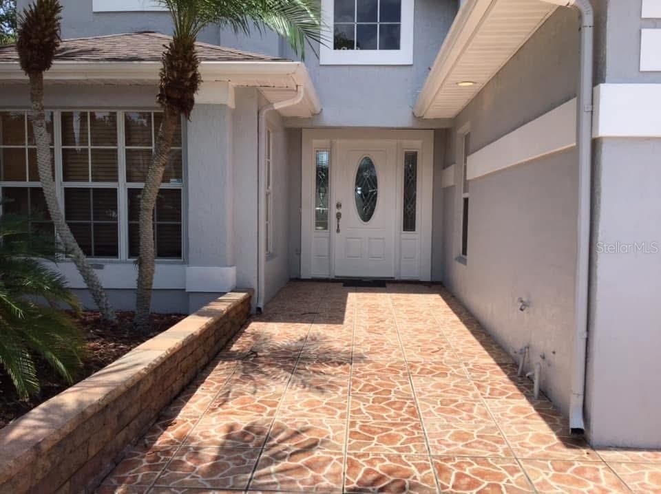 For Rent: $2,600 (4 beds, 2 baths, 1839 Square Feet)