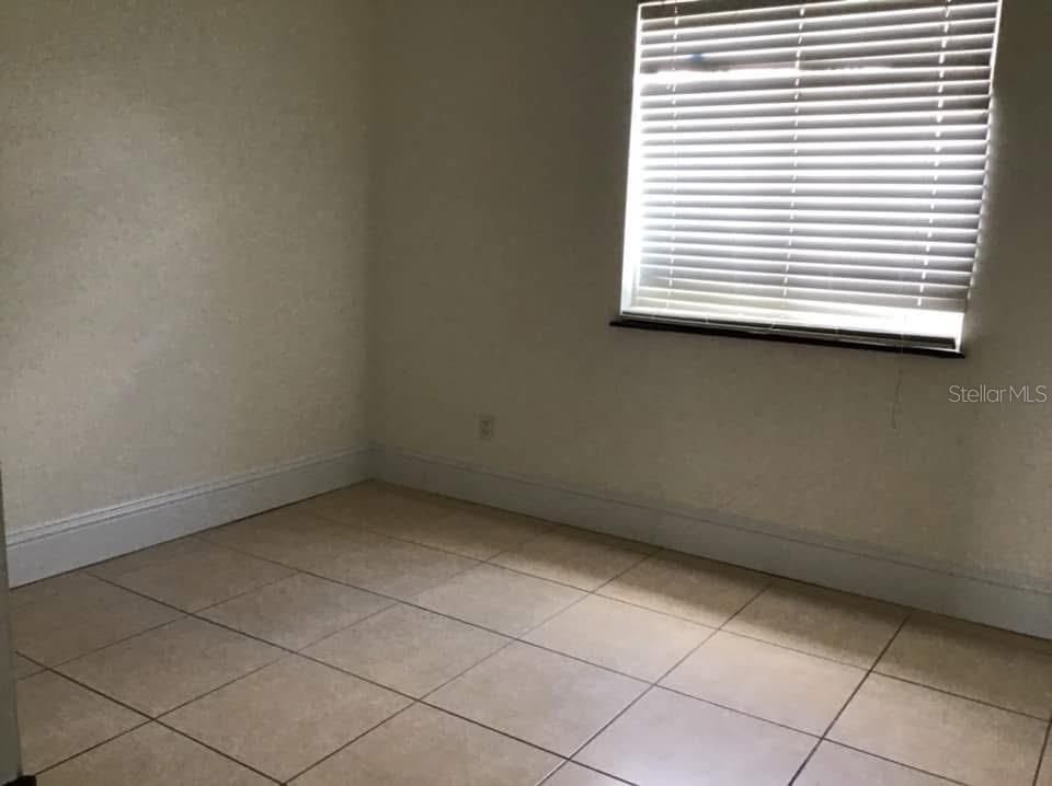 For Rent: $2,600 (4 beds, 2 baths, 1839 Square Feet)