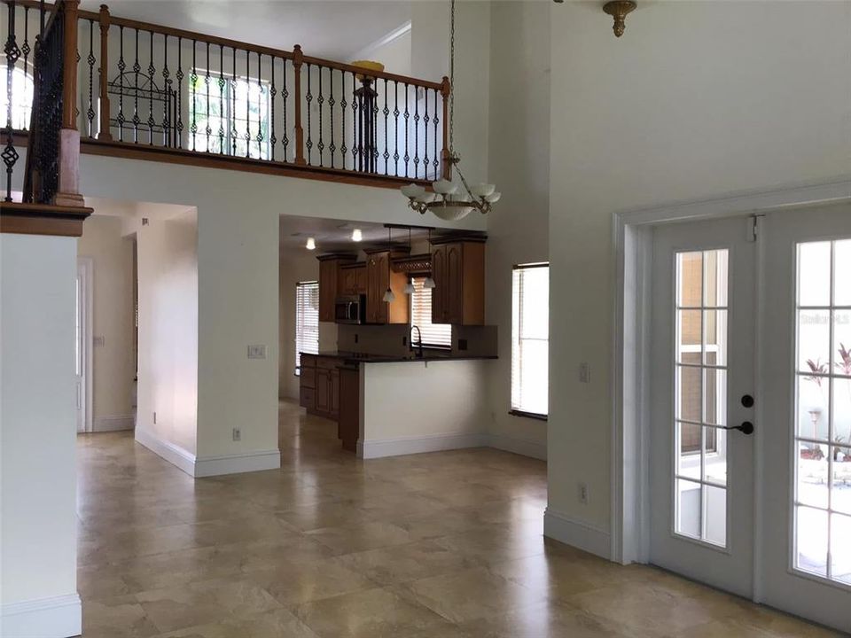 For Rent: $2,600 (4 beds, 2 baths, 1839 Square Feet)